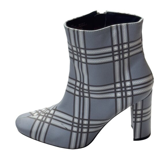 Women’s Shoes FASHION NOVA BECCA N Gray Plaid Fabric Ankle Boots Size 9 - Picture 8 of 11